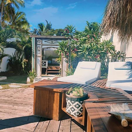 The White Key Luxury Villas Gili Trawangan Exteriör bild