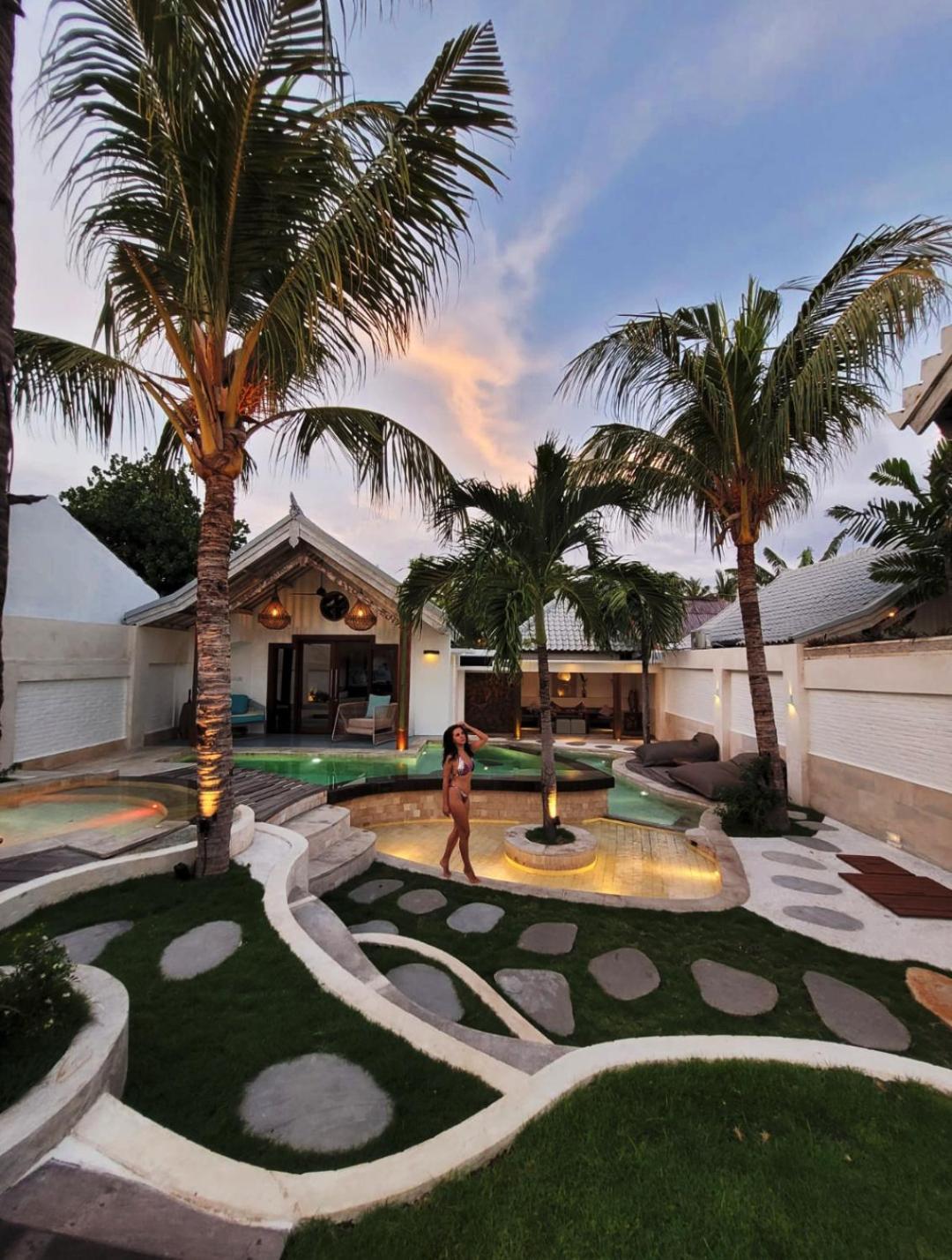 The White Key Luxury Villas Gili Trawangan Exteriör bild
