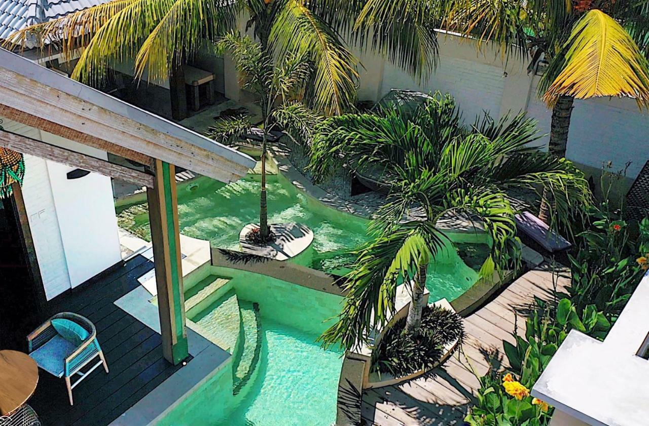 The White Key Luxury Villas Gili Trawangan Exteriör bild